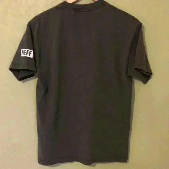 Neff M28 Mickey Mouse Walt Disney World Gray Shirt - Picture 4 of 5